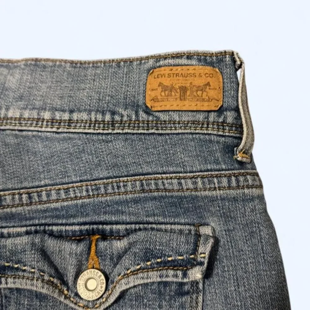Levi's Women's Blue Bermuda 515 Blue Denim Shorts